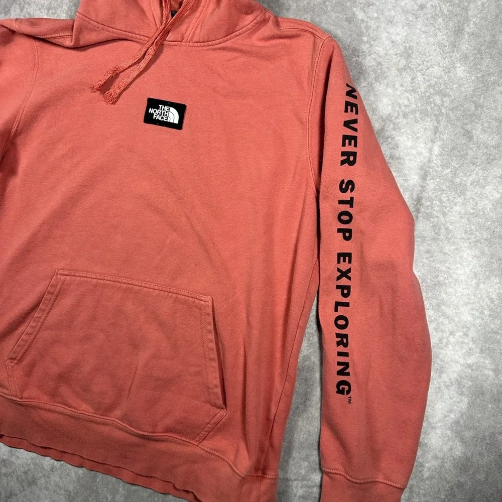 The North Face Mens Large Never Stop Exploring Box Logo Hoodie Red Clay Fleece